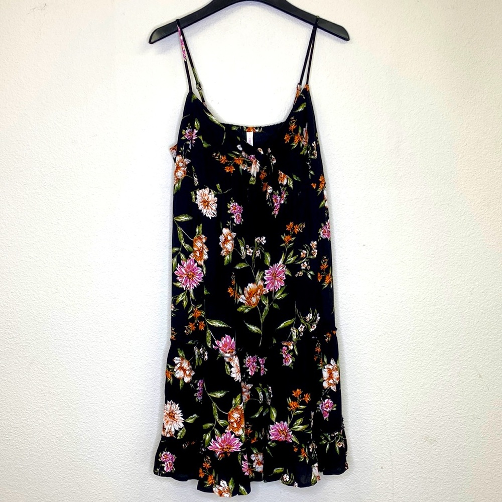 xhilaration Floral Dress Size Medium NWT